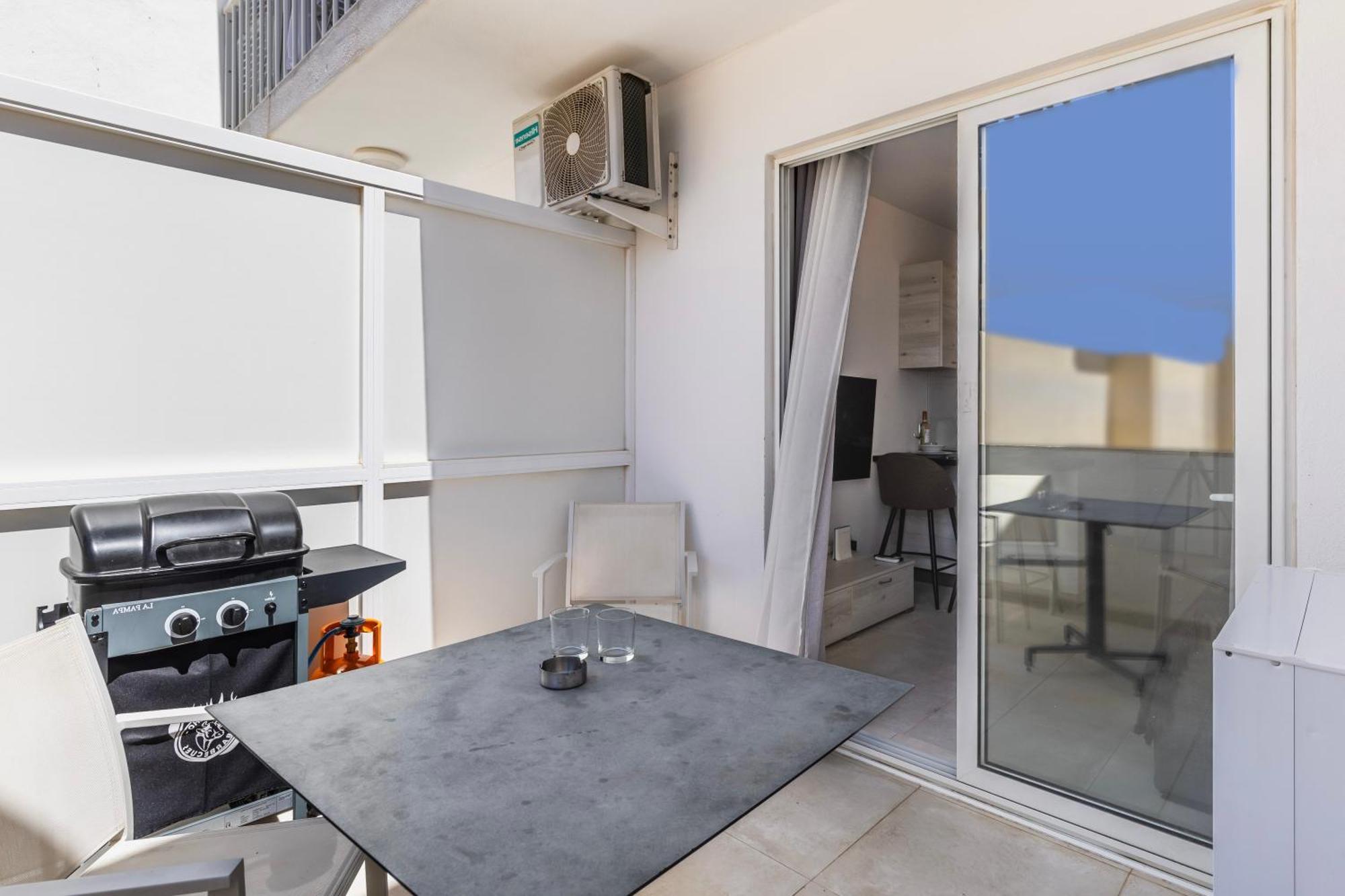 Dorris'S Apartment 5 Min Walk From St Julians San Gwann Exterior photo